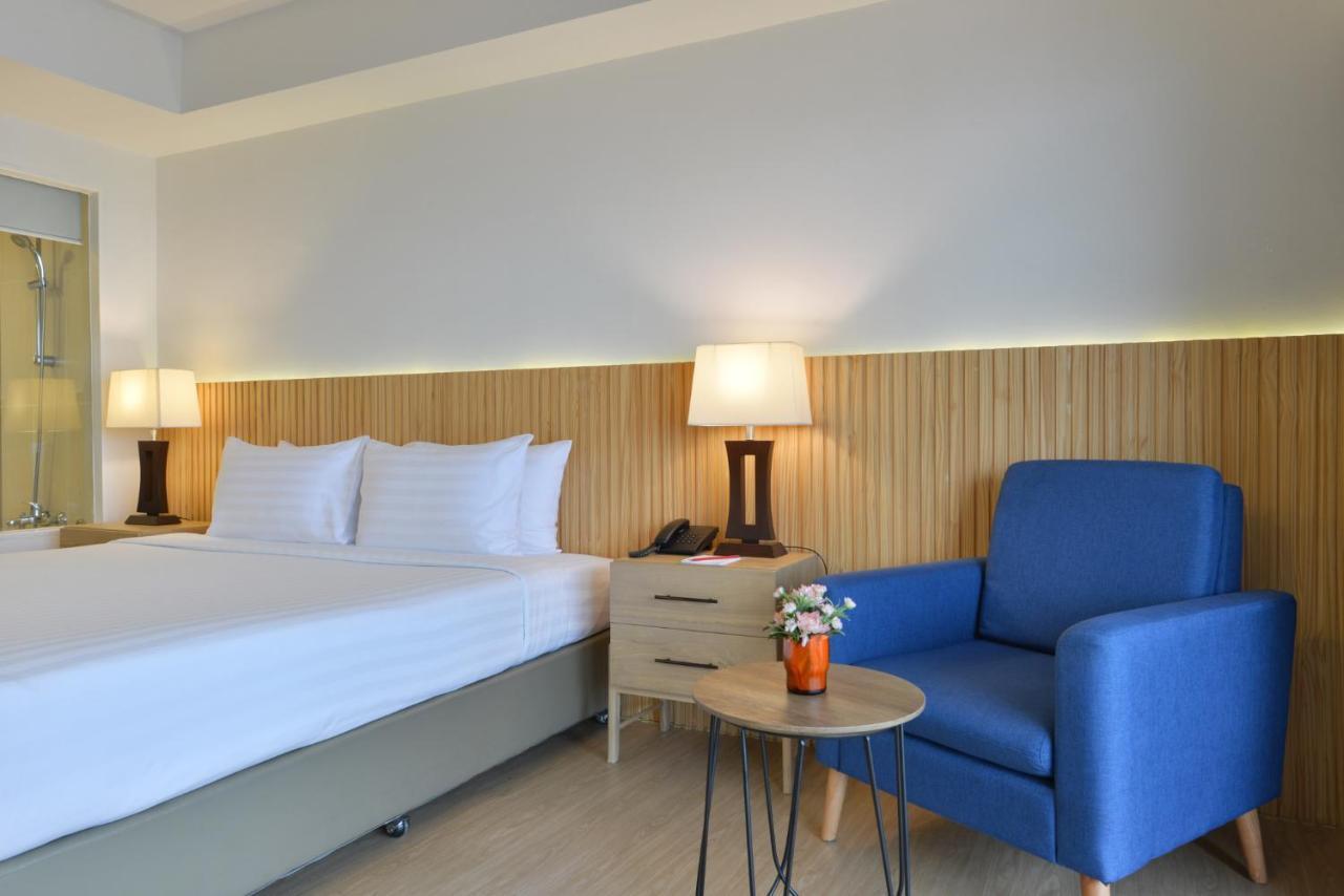 D Varee Jomtien Beach, Pattaya Exteriör bild Deluxe Room